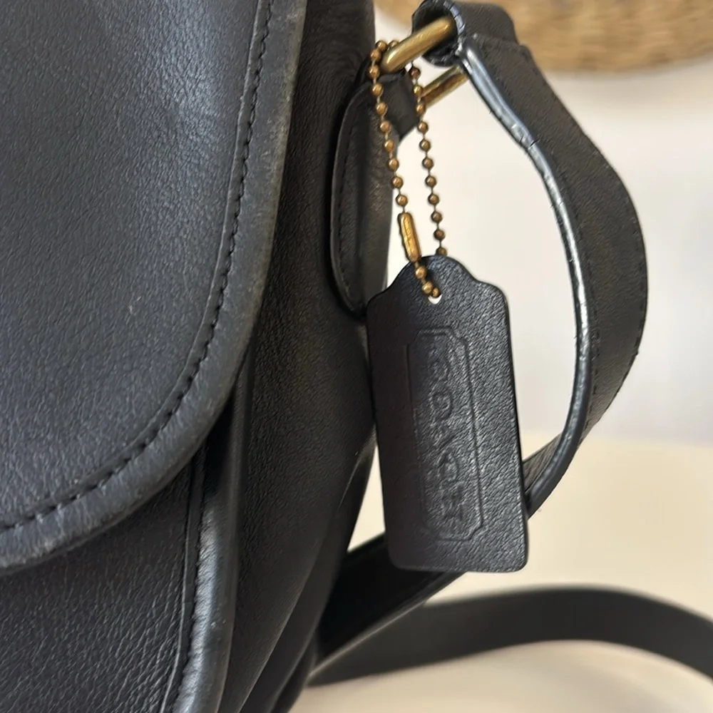 Coach | City Bag #9790 in Black stunning condition - Picture 3 of 14
